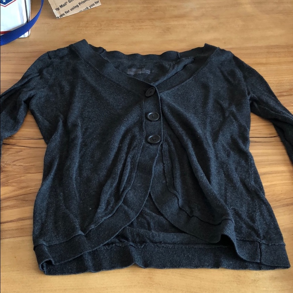 Grey cropped cardigan